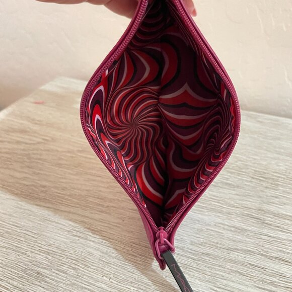 New MAC Cosmetics Case Illusions Double Zipper Makeup - Picture 2 of 5